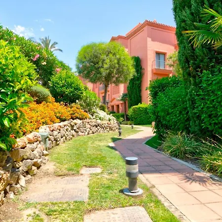 Terracotta @royal Flamingos Estepona